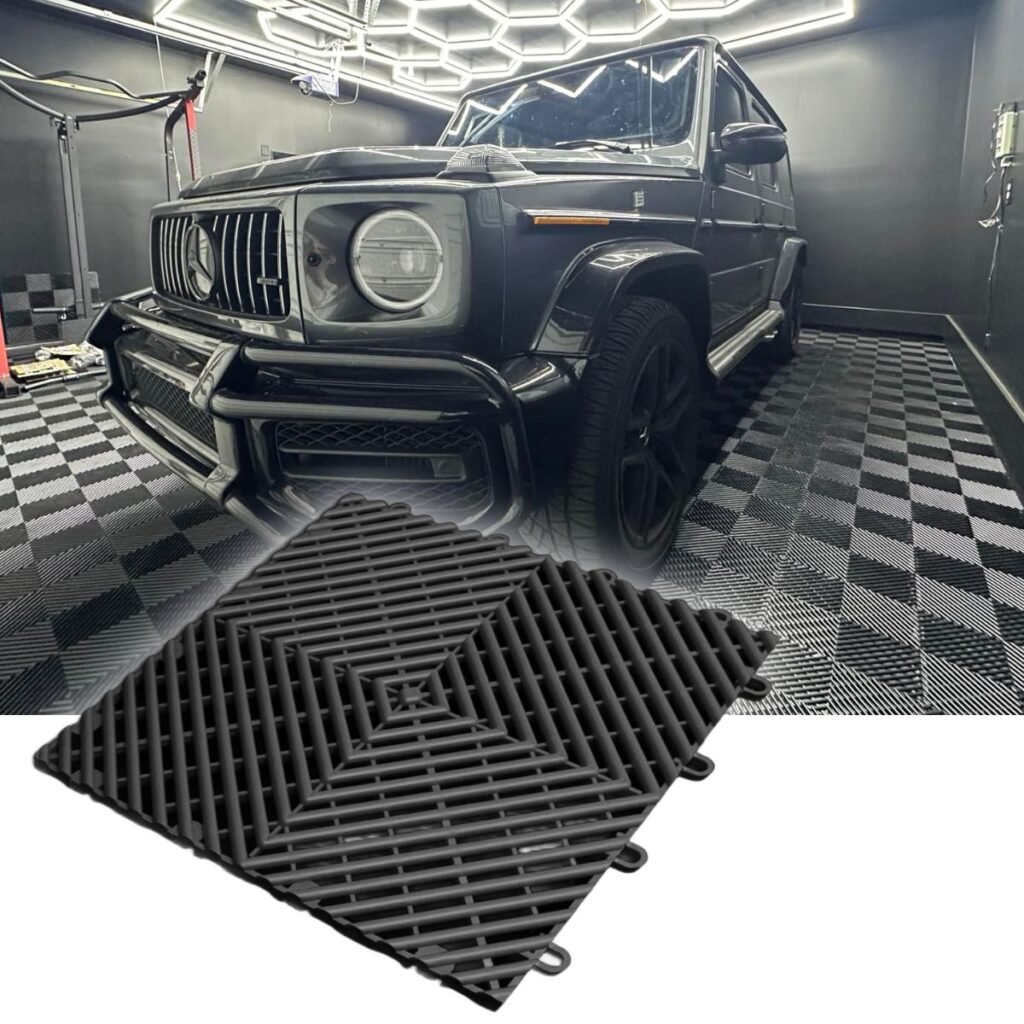 piso modular automotivo resistente instalado em garagem